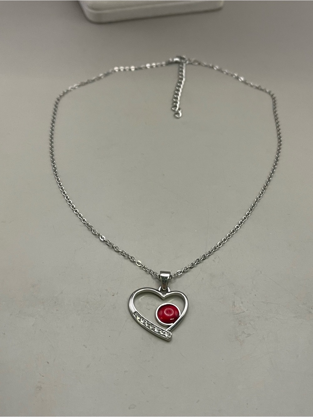 Red Heart Pendant Necklace Silver Tone Crystal Rhinestone open heart - Picture 2 of 4